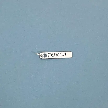PINGENTE PLAQUINHA FORÇA